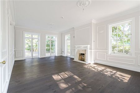 Newlands, Aldershot Road, Guildford, Surrey, GU3 3HY - Photo 3