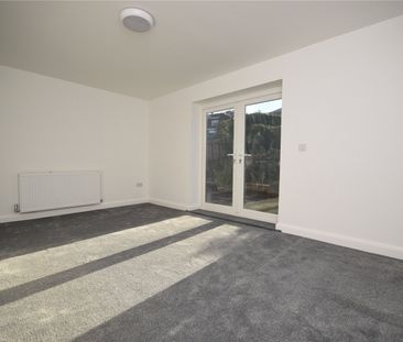 16, Langley Close, Leeds, West Yorkshire, LS13 1BA - Photo 1