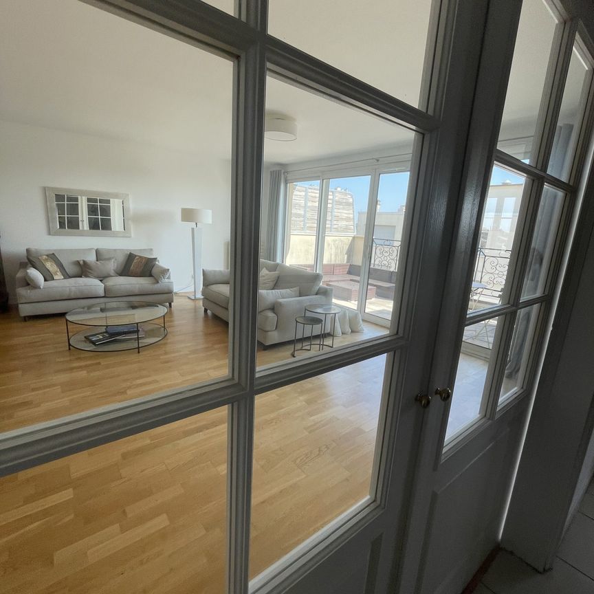 Location Appartement 4 pièces 139m² BORDEAUX 33000 - Photo 1