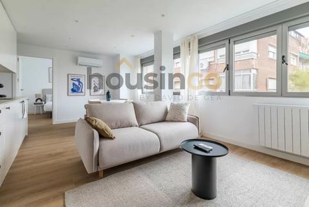 Flat for rent in Madrid (Distrito Salamanca) - Photo 3