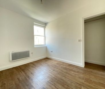 London Street, Norwich - Photo 4