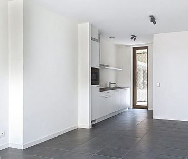 Appartement te huur in Antwerpen voor € 895 met 1 slaapkamer - Photo 1