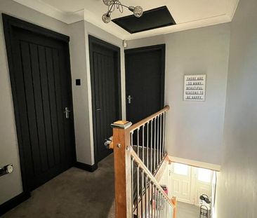 3 bedroom semi-detached house to rent - Photo 2