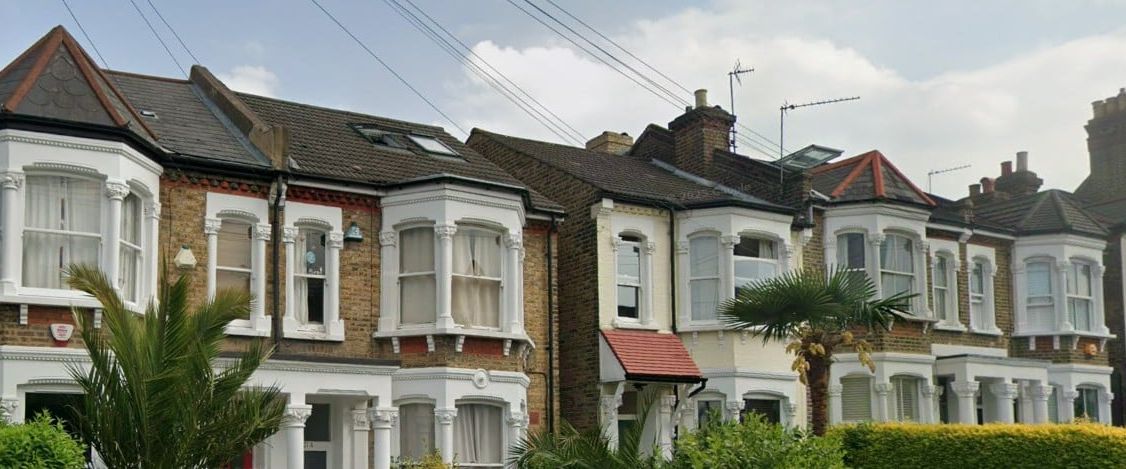 Room in a Shared Flat, Farren Road, SE23 - Photo 1