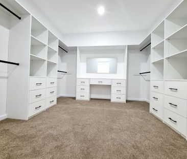 81 Chester Hill Road, Bass Hill NSW - Photo 1