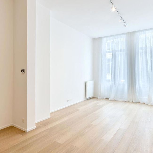 Appartement te huur in Brussel voor € 2.950 met 2 slaapkamers - Photo 1