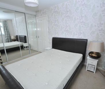3 bedroom terraced house to rent - Photo 5