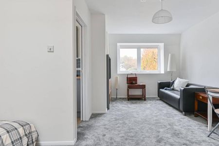 Studio to rent - Photo 5