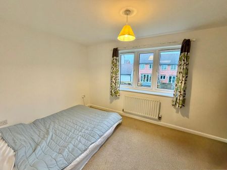 2 bedroom terraced house to rent - Photo 4