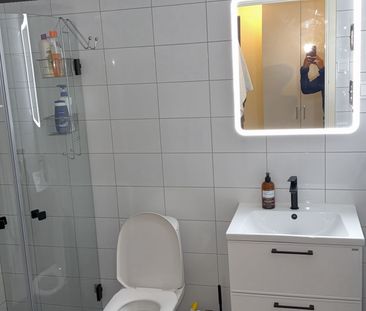 Ekholmsvägen, Skärholmen - Photo 5