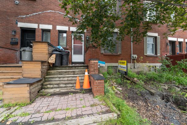 For Lease - 461 Slater Street, Ottawa Centre, Ontario - Photo 1