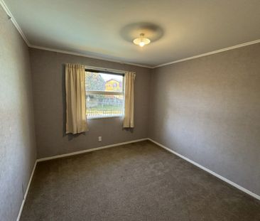 Cool down this summer in your own backyard pool - Photo 5