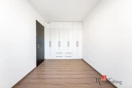 Pronájem bytu 2+kk 44 m - Fotografie 4