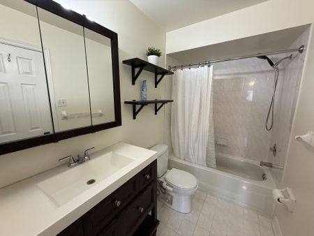 For Lease - 135 Ural Circle, Brampton, Ontario - Photo 3