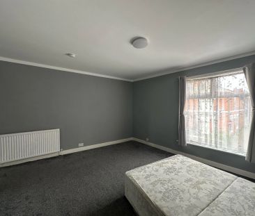 Catherine Street, CREWE - Photo 2