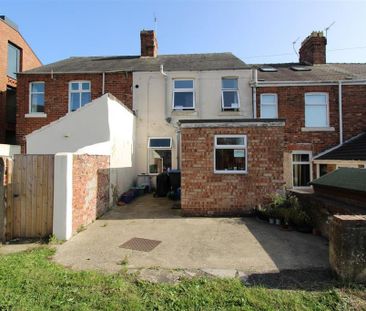 2 bedroom private hall to rent - Photo 5