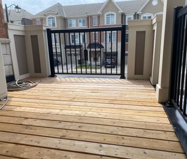 For Lease - 8 Fusilier Drive, Toronto, Ontario - Photo 3