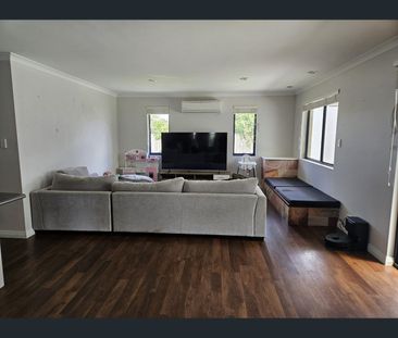 18 Goddard Way, McKail, WA 6330 - Photo 6