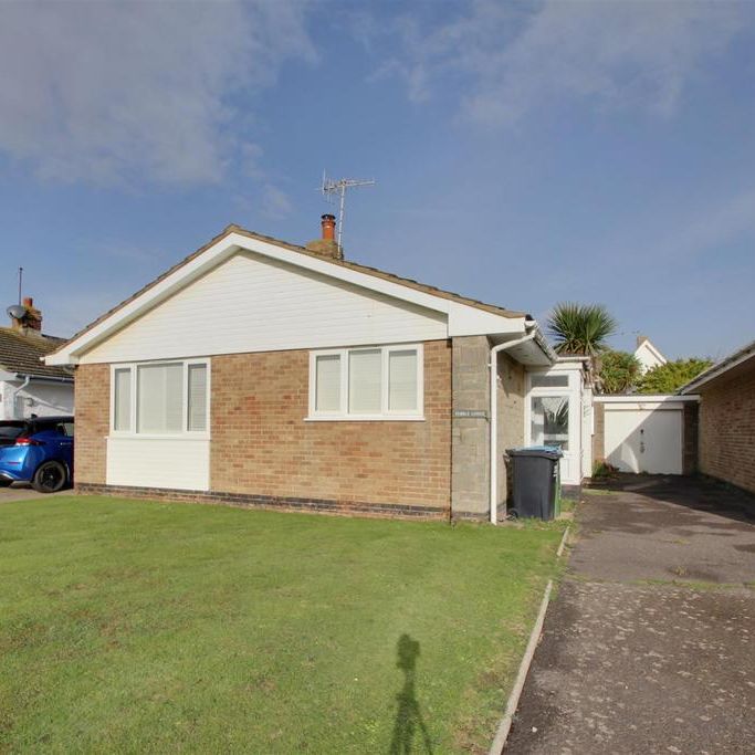 2 bedroom bungalow to rent - Photo 1