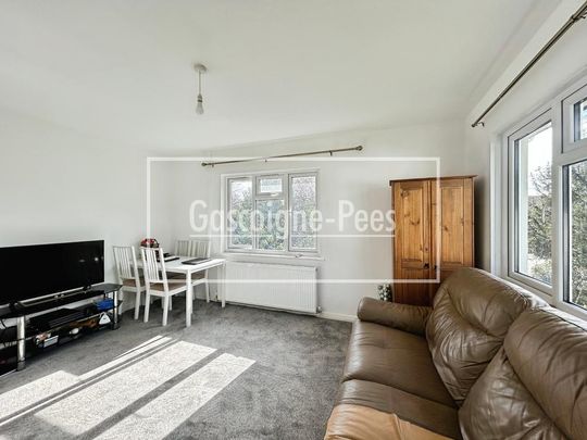 4 bedroom maisonette to rent - Photo 1
