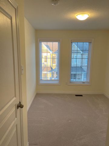 For Lease - 88 Decorso Drive Unit# 20, Guelph, Ontario - Photo 3