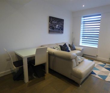 1 bedroom apartment to rent - Photo 2