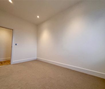 Bartley Way, Hook, Hampshire, RG27 - Photo 4