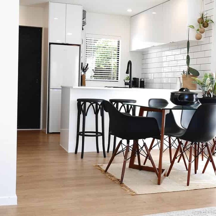 Modern Townhouse With Style - Photo 1