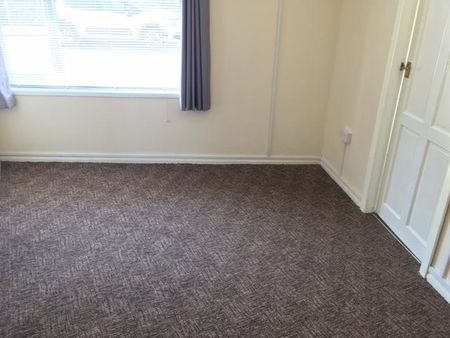 Baptist Well Place, SWANSEA - Photo 3