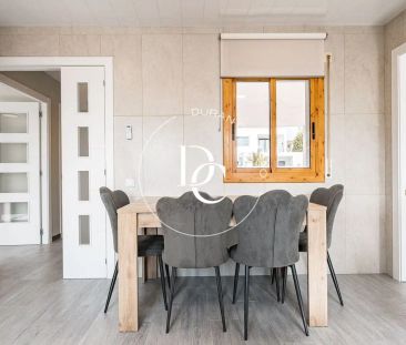 Casa o chalet de alquiler en Carrer Flandes, Mas Trader - Corral d'... - Photo 1