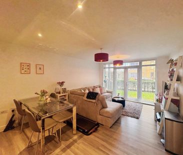 The Boulevard - Photo 1