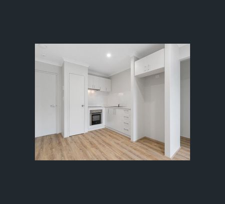 20/8 Blackburn Street, Maddington, WA 6109 - Photo 3
