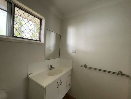 Inner City Apartment with no water charges to pay - Photo 2