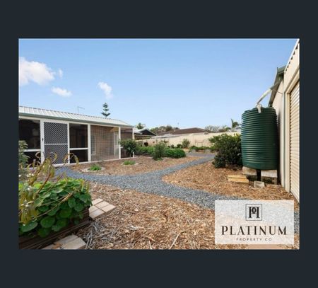 4 Oleander Place, Halls Head, WA 6210 - Photo 3