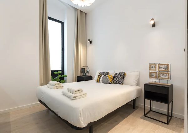 Carrer dels Salvador, Barcelona, Catalonia 08001