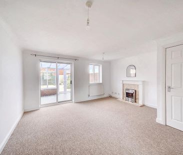 3 bedroom terraced house to rent - Photo 1