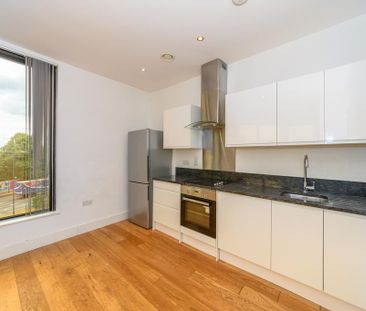 2 bedroom flat to rent - Photo 6