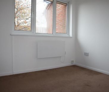 2 bedroom house to rent - Photo 2