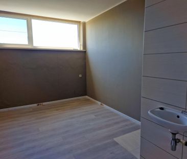 Studio met aparte slaapkamer op de 2e verdieping te Turnhout - Photo 1