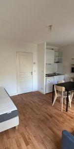 Location Appartement 1 pièce 27m² LAVAL 53000 - Photo 3