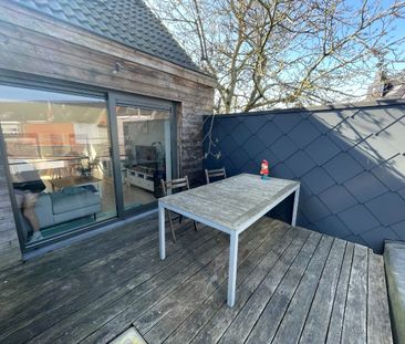 LOFTWONING - Photo 2
