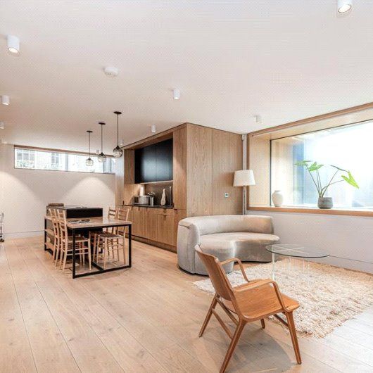 Weymouth Mews, Marylebone - Photo 1