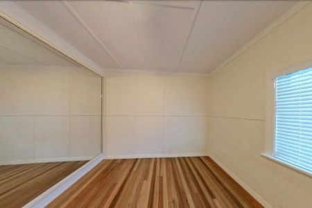 Highset Home on Large Corner Block - Photo 2