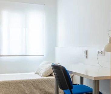 Carrer de Cebrián Mezquita, Valencia, Valencian Community 46007 - Photo 2