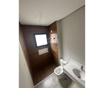 CASA NOVA em condomínio com 03 Suítes para locação 174m² R$ 5.800,0... - Foto 2