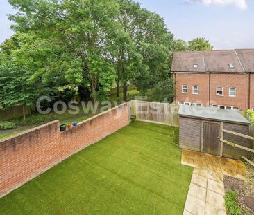 4 bedroom detached house to rent - Photo 3