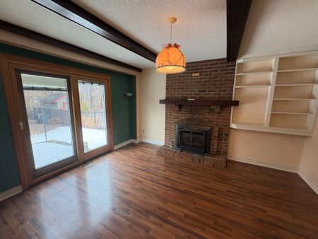For Lease - 179 Digby Road, Oakville, Ontario - Photo 2