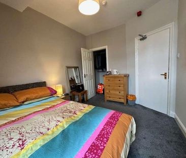 Feversham Crescent, Room Seven, YO31 - Photo 3