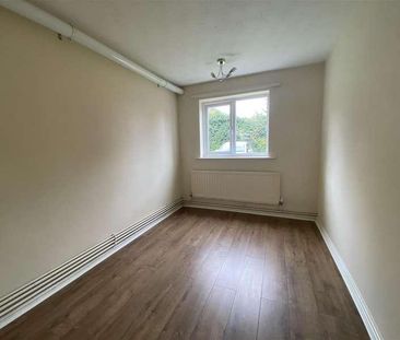 Dean Close, Littleover, Derby, DE23 - Photo 2