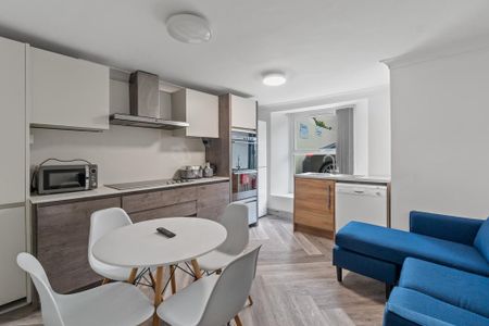 3 bedroom apartment to rent - Photo 5